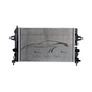 Радиатор двигателя автомобиля на OPEL ASTRA H 1,6 I 2004- 13145211 13170110 1300266
