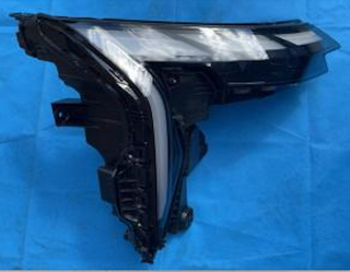 Фара правая для Geely Atlas L 7051052300
