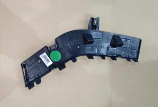 Кронштейн переднего бампера левый Geely Atlas L 6010217400